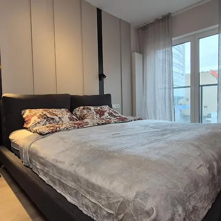 Luxurious Almond Apartment, Self Check-In 24H, Parking, Air-Conditioning Poznaň Exteriér fotografie