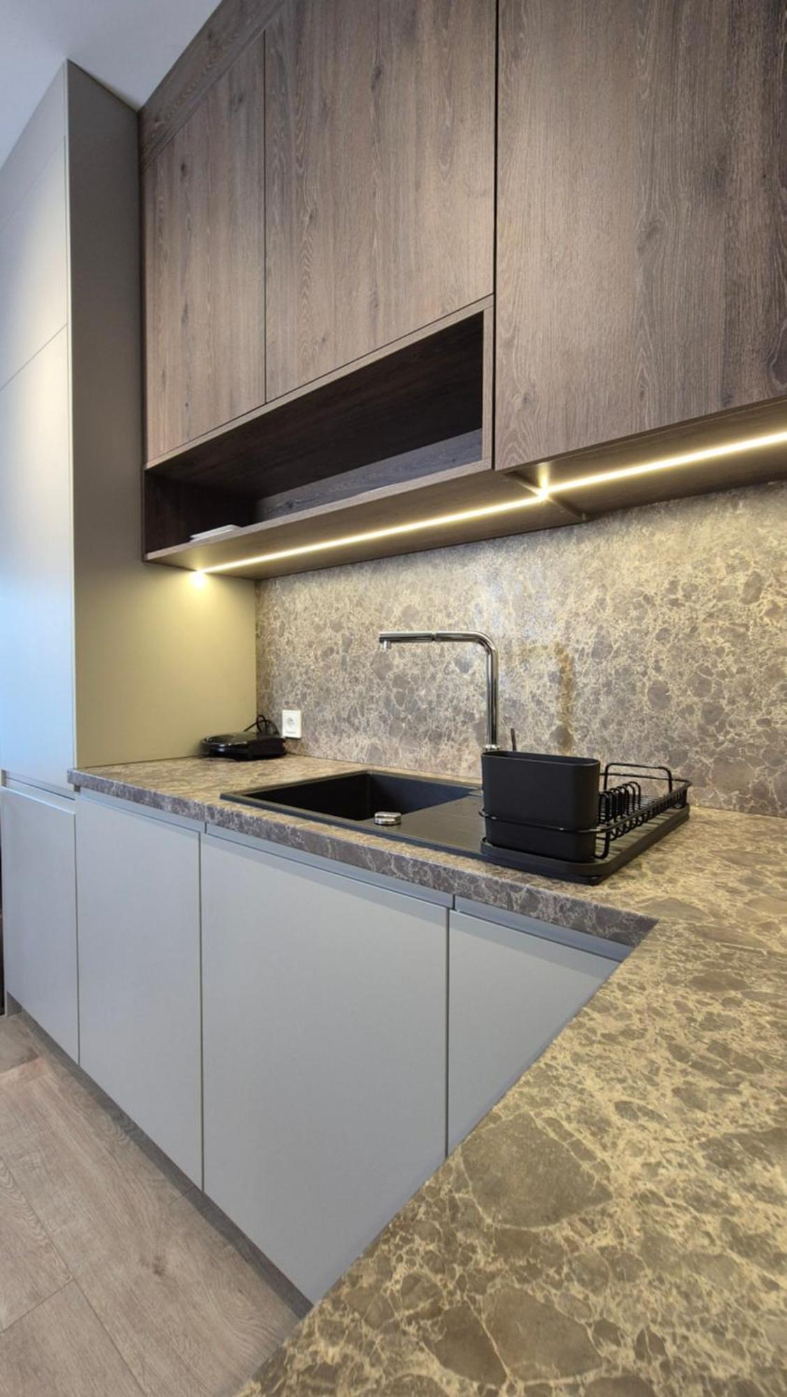 Apartmán Luxurious Almond Apartment, Self Check-in 24h, Parking, Air-conditioning *